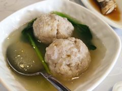 刀鱼狮子头-新镇江酒家(南京西路店)