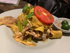 越式盐焗麻油鸡-大头虾越式风味餐厅(光明广场店)