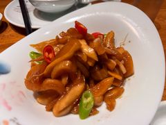 -头上红煨盐鸡·非遗院子餐厅