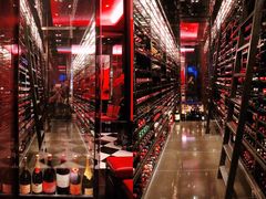 酒窖-L'ATELIER de Joel Robuchon(外滩18号店)