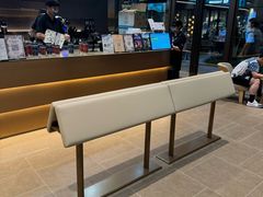 -瑞虹新天地月亮湾