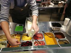 -奈雪的茶(亨特国际广场店)