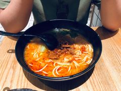 麻辣肥牛-云味馆过桥米线(皇庭广场店)