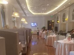 -王府井酒店(金桥港湾店)