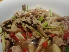 -湘阁里辣(沙井华润万家店)