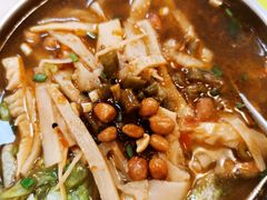 -卓雅桂林米粉