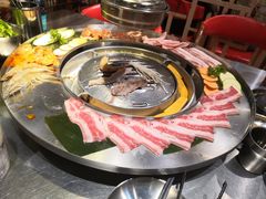 -哈哈碳都·牛肋条无限自助烤肉(台江万达店)
