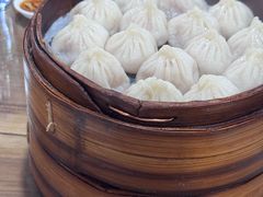 鲜肉小笼-南翔饭店