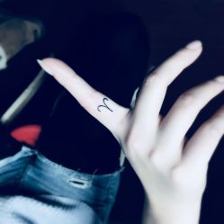 -明星刺青·洗纹身