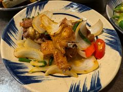 -Cuc Gach Quan Restaurant