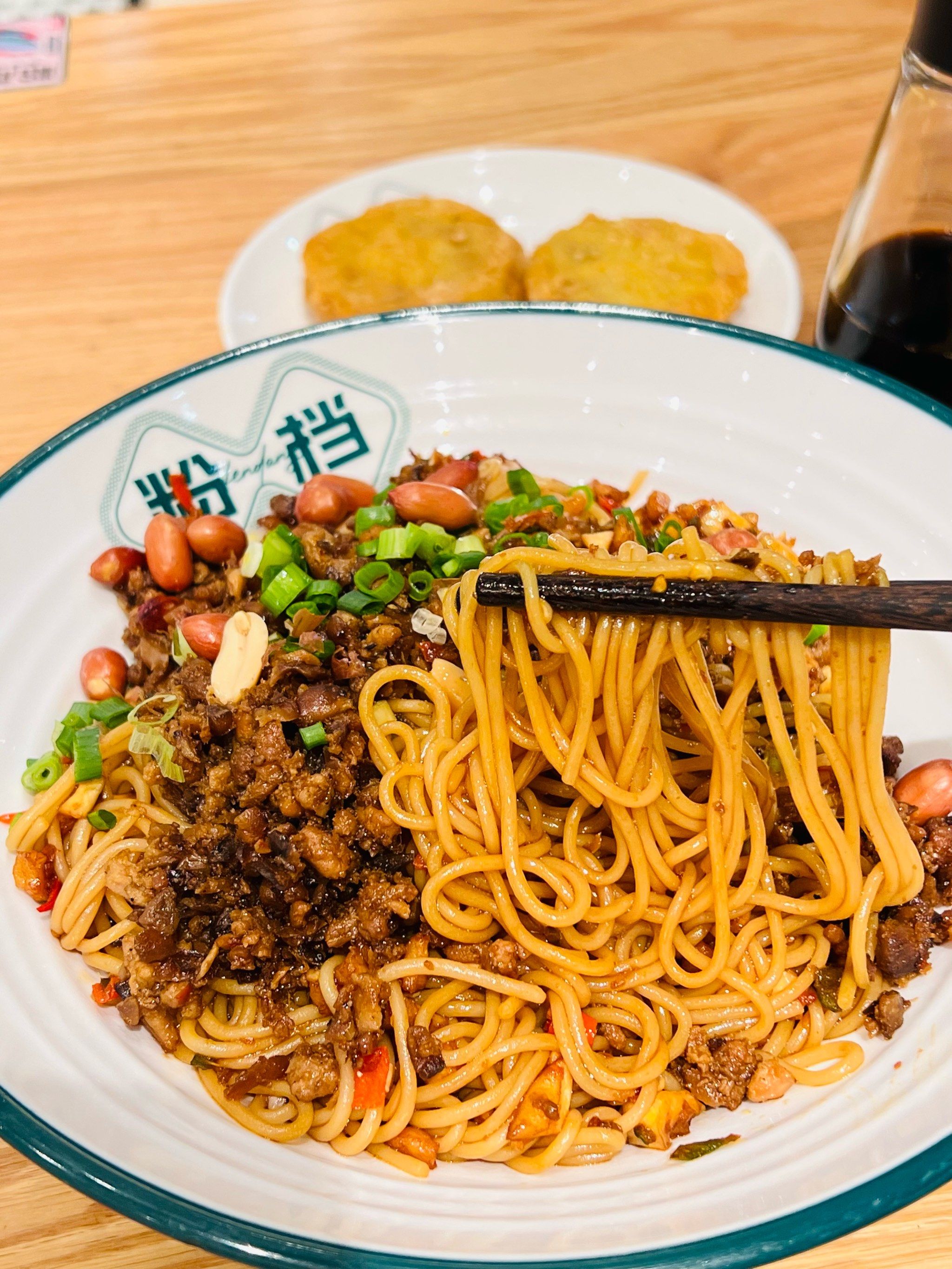 肉酱🈵的快铺出来的南昌拌粉‼️