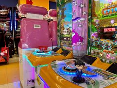 -爱玩嘉年华(龙湖曲江天街店)