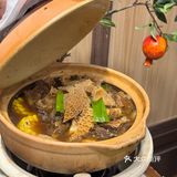 春天的第一锅牛腩煲！这一口也太治愈了～