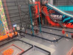 -极限PLAY运动娱乐新世界·团建派对表演休闲馆·室内高空游乐园