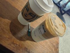 -星巴克(迪士尼小镇店)