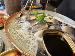 -草家酱蟹炭火烤肉店(珲春南路一店)
