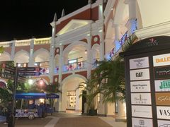 -佛罗伦萨小镇广佛名品奥特莱斯(疏港路店)