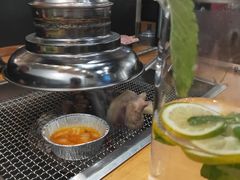 -肉甲韩国木炭烤肉(新壹街1店)