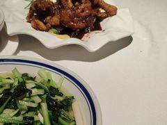 -八府香鸭·啫啫煲(华山路店)