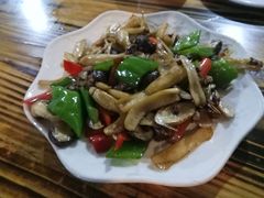 -小锅巴纳西餐厅