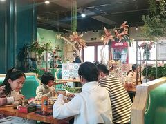 大堂-柴窝堡22号辣子鸡·传承新疆菜