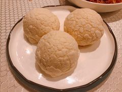 法式脆皮香芋餐包-巴扎美食·新疆菜·西域歌舞表演餐厅(新疆大厦店)