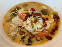 酸菜石斑鱼-玖尹-新派中式餐酒馆