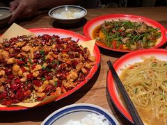 -泥糊破店小酒馆·团建聚餐(南京西路店)