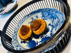 一口鲍鱼酥-三号黄浦会Canton Table