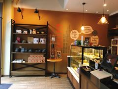 -高乐雅咖啡(宜山路店)