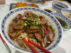 -鲁达面馆本帮风味(共康东路店)