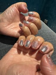 -悦指间美甲美睫