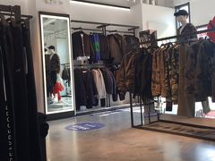 -首创奥特莱斯(西安店)
