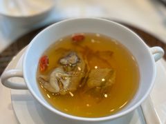 -湖影中餐厅·南京金茂威斯汀大酒店