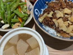 -红猪卤肉饭(大西洋美食城店)