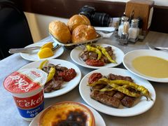 -Tarihi Sultanahmet Köftecisi Selim Usta