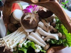 -捞神煲汤火锅(湖滨商业街店)