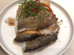 咸香酥脆黄花鱼-莆田餐厅PUTIEN(万象天地店)