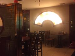 -佬钱湾仔(衣裳街店)