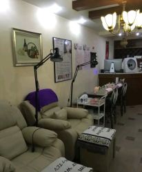 -杉惠素颜美妆皮肤管理中心