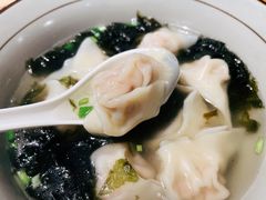 蟹籽虾仁鲜肉馄饨-南小蟹手工點心(三里屯店)