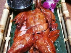 -老滇山寨•云南特色菜•地方菜•民族风情歌舞表演(金碧店)