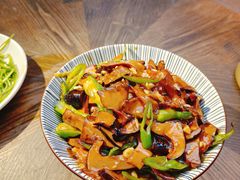 黑牛肝菌盖饭-小喜客·云南特色菜(纳西庭院店)