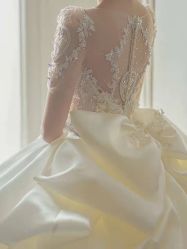 -LOVE SHINE婚纱·红鼎庄龙凤褂·妈妈装定制