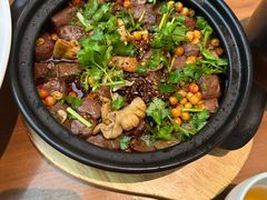 -有红鸡毛店·川菜(建设路店)