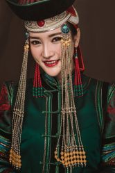 点击看大图 -苏雅影像蒙古婚纱摄影工作室