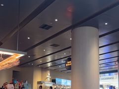 -星巴克臻选(上海合生汇1F店)