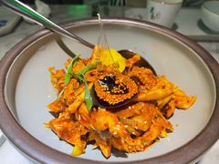 敲糖棒棒鸡-辛香汇·现炒川菜(淮海路百盛店)