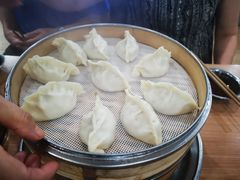 牛肉蒸饺-清真老铁家灌汤包