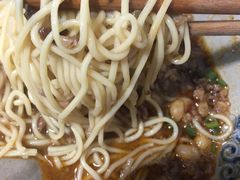 -丁丁猫重庆小面(徐州路店)